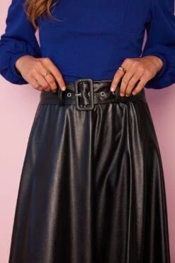 Bernyce Skirt - Black 9 Bernyce Skirt - Black -Reverse Sale Store Bernyce Skirt Black Skirts womens clothing 4