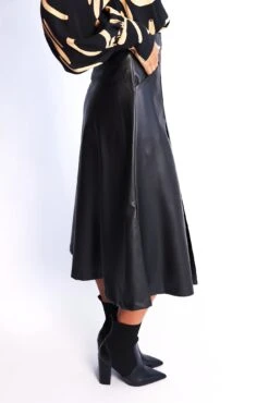 Colbee Skirt - Black -Reverse Sale Store ColbeeSkirt Black89391114A6918