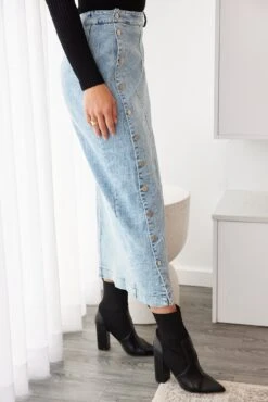 Deven Skirt - Blue Denim -Reverse Sale Store DevenSkirt BlueDenimSN0191B4245