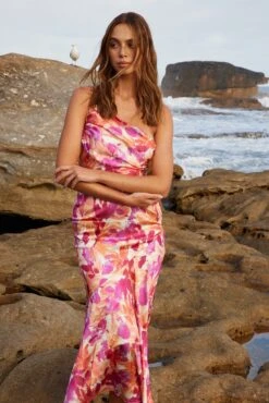 Estera Dress - Multi Floral 10 Estera Dress - Multi Floral -Reverse Sale Store Estera Dress Multi Floral Dresses womens dresses womens clothing 3