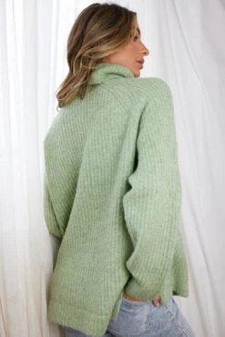 Karlen Knit - Sage -Reverse Sale Store KarlenKnit SageA162035 428.6.20233508