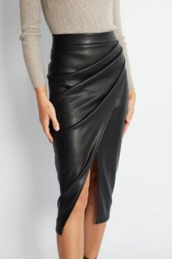 Kyleena Skirt - Black -Reverse Sale Store KyleenaSkirt BlackSSK356IMG 5803