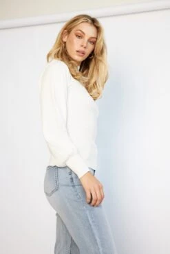 Nevanne Knit Top - White -Reverse Sale Store NevanneKnitTop White200856MEcom10.05.231440