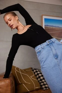 Nyna Skirt - Light Blue 13 Nyna Skirt - Light Blue -Reverse Sale Store NynaSkirt LightBlueCGJ16140052