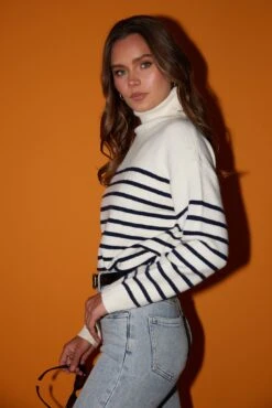 Talilah Knit - Navy Stripe -Reverse Sale Store TalilahKnit NavyStripe80923 5114A4116