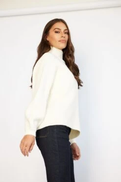 Vilina Knit - White 13 Vilina Knit - White -Reverse Sale Store VilinaKnit WhiteCJ92839Ecom10.05.231262